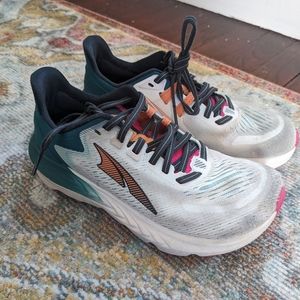Altra Running Sneakers